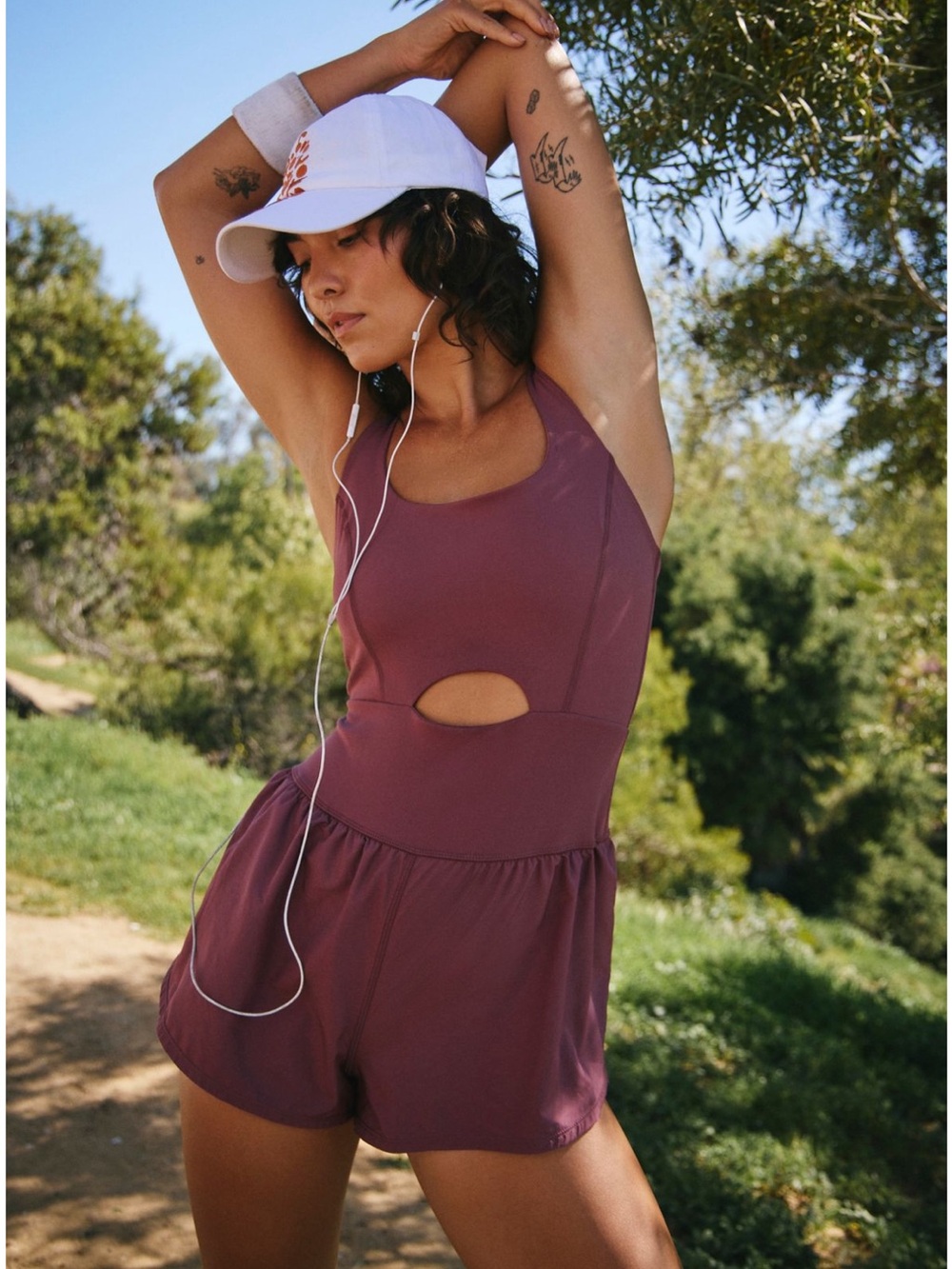 RIGHTEOUS RUNSIE ROMPER CLOVE